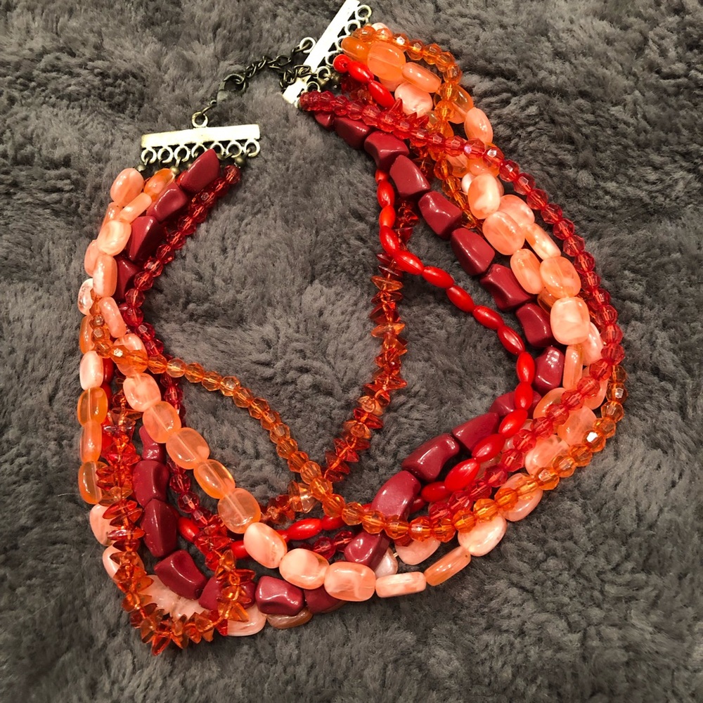 🦀Coral/Red Multi Strand Necklace🦀
